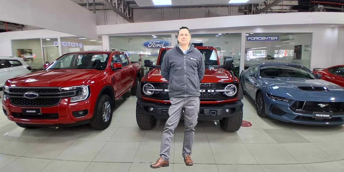 Yuri MartÃnez T. | Tu Asesor Automotriz de Ford.